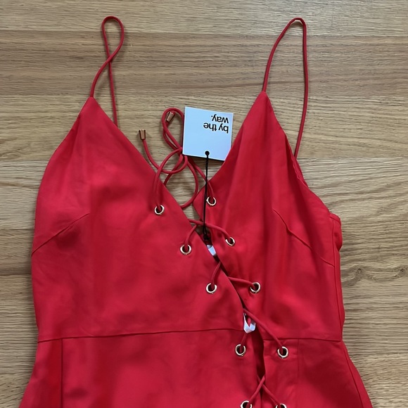 By The Way Red Lace-up Dress, size M, Brand New - Picture 2 of 5